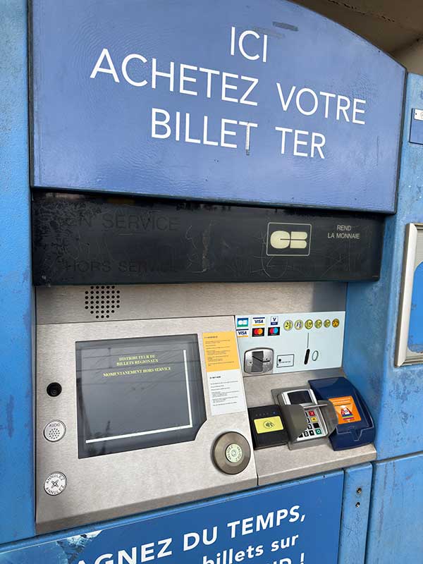 仏ニースのモバイル事情