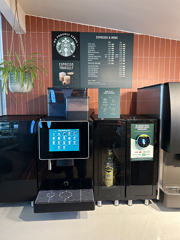 伊ベネチア移動(復路):シンガポール(経由地)に到着しました