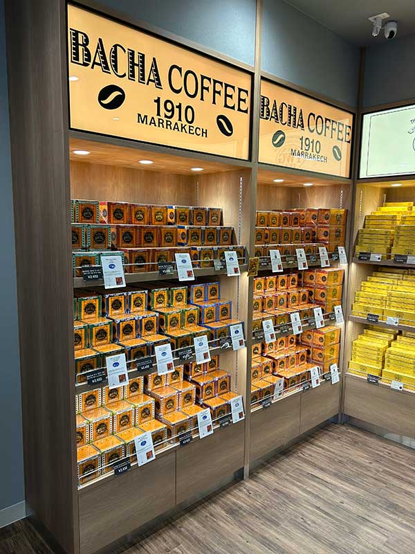 伊ベネチア移動(復路):シンガポール(経由地)を出発して福岡に到着しました